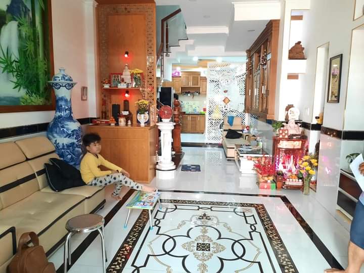 Cần bán Nhà mặt tiền đường Quang Trung, Phường 8, Diện tích 64m², Giá 6.35 Tỷ - LH: 0906585981 7
