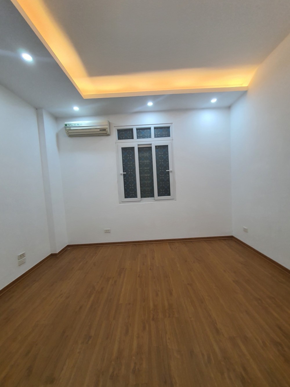 Cần bán Nhà ở, nhà cấp 4, nhà hẻm đường Phố Lụa, Phường Vạn Phúc, Diện tích 45m², Giá 3.8 Tỷ - LH: 0963685933 6