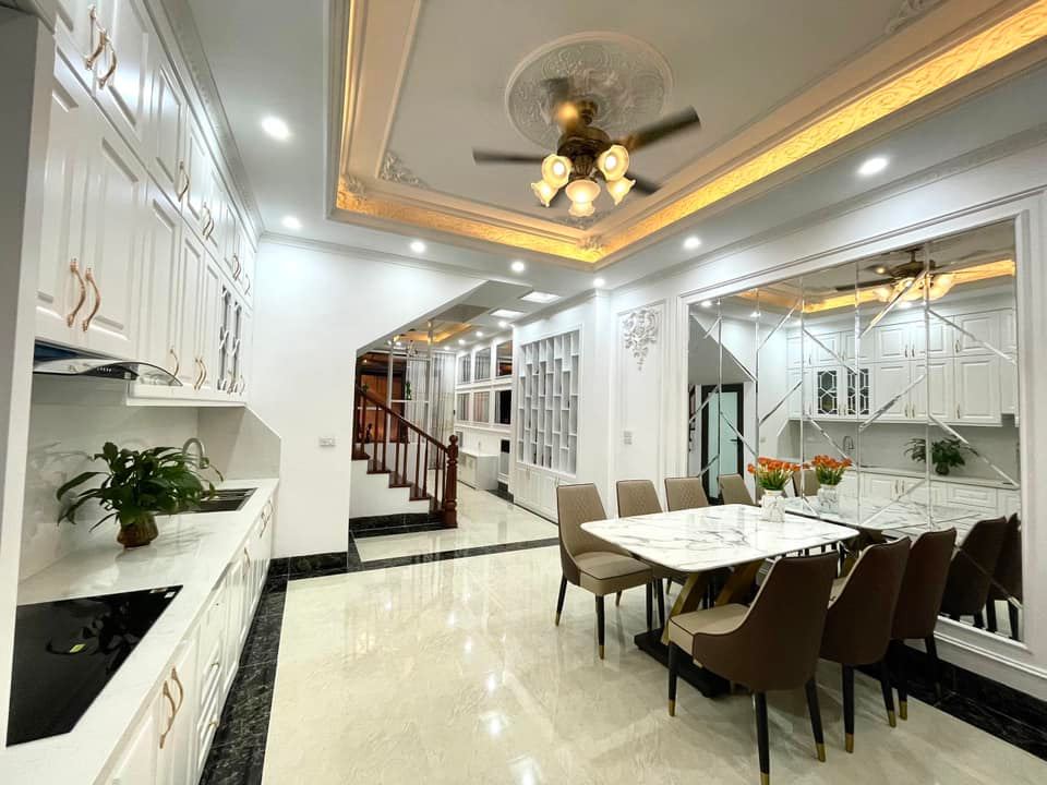 Cần bán Nhà mặt tiền đường Khương Trung, Phường Khương Trung, Diện tích 65m², Giá 7.2 Tỷ - LH: 0982769586 7