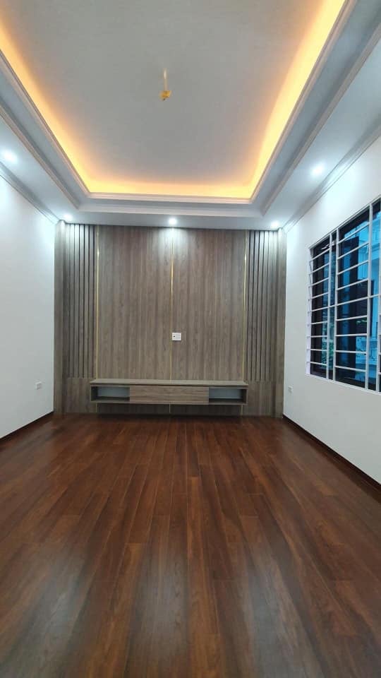 Cần bán Nhà mặt tiền đường Doãn Kế Thiện, Phường Mai Dịch, Diện tích 40m², Giá 4.600.000.000 Tỷ - LH: 0975517689