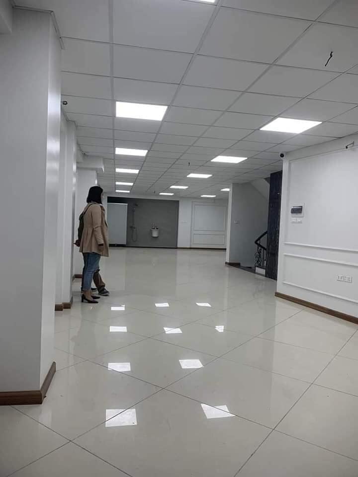 Cần bán Nhà mặt tiền đường Lạc Long Quân, Phường Bưởi, Diện tích 155m², Giá Thương lượng 6