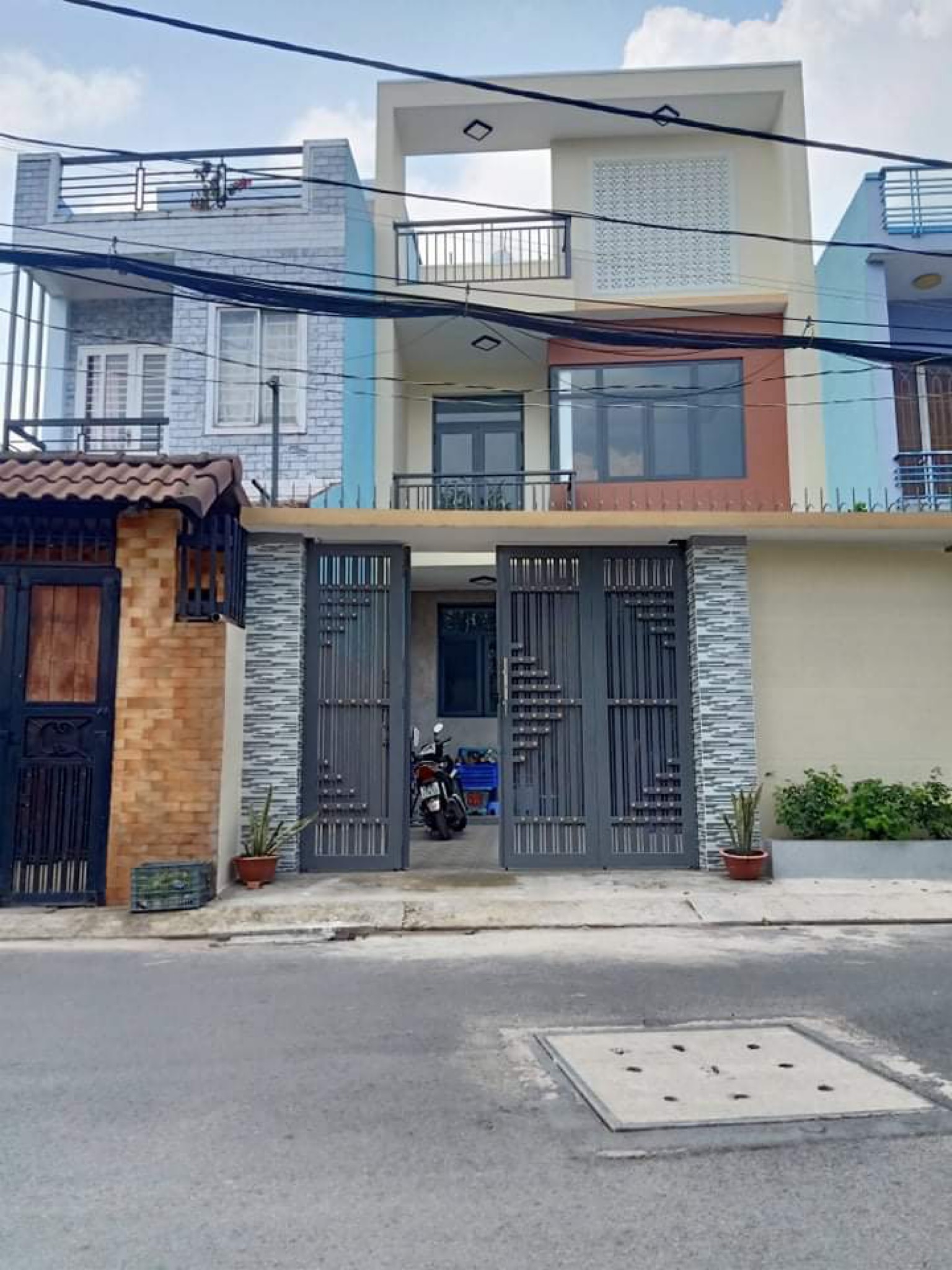 Cần bán Nhà mặt tiền đường 25, Xã Xuân Thới Sơn, Diện tích 120m², Giá Thương lượng - LH: 0898319970