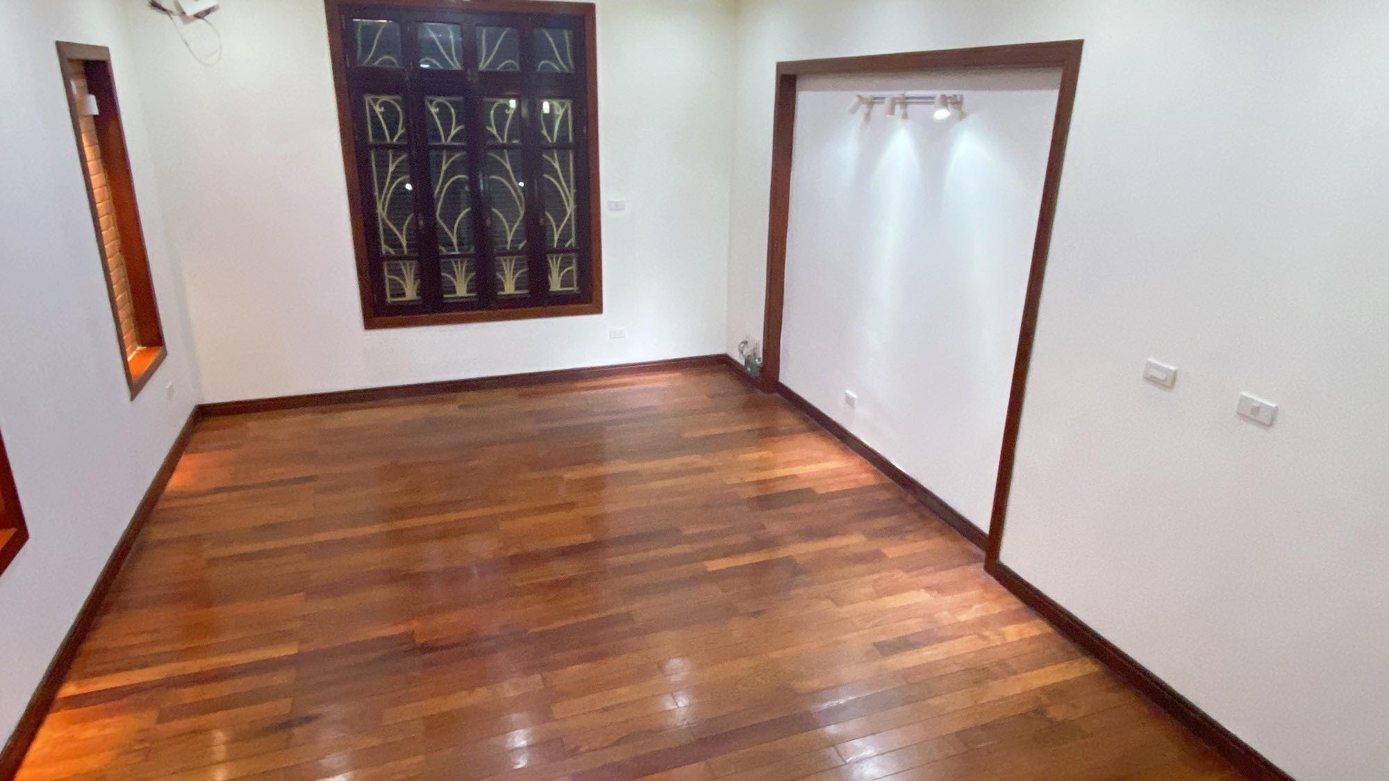 Cần bán Nhà mặt tiền đường Doãn Kế Thiện, Phường Mai Dịch, Diện tích 30m², Giá 2.5 Tỷ - LH: 0975517689 2