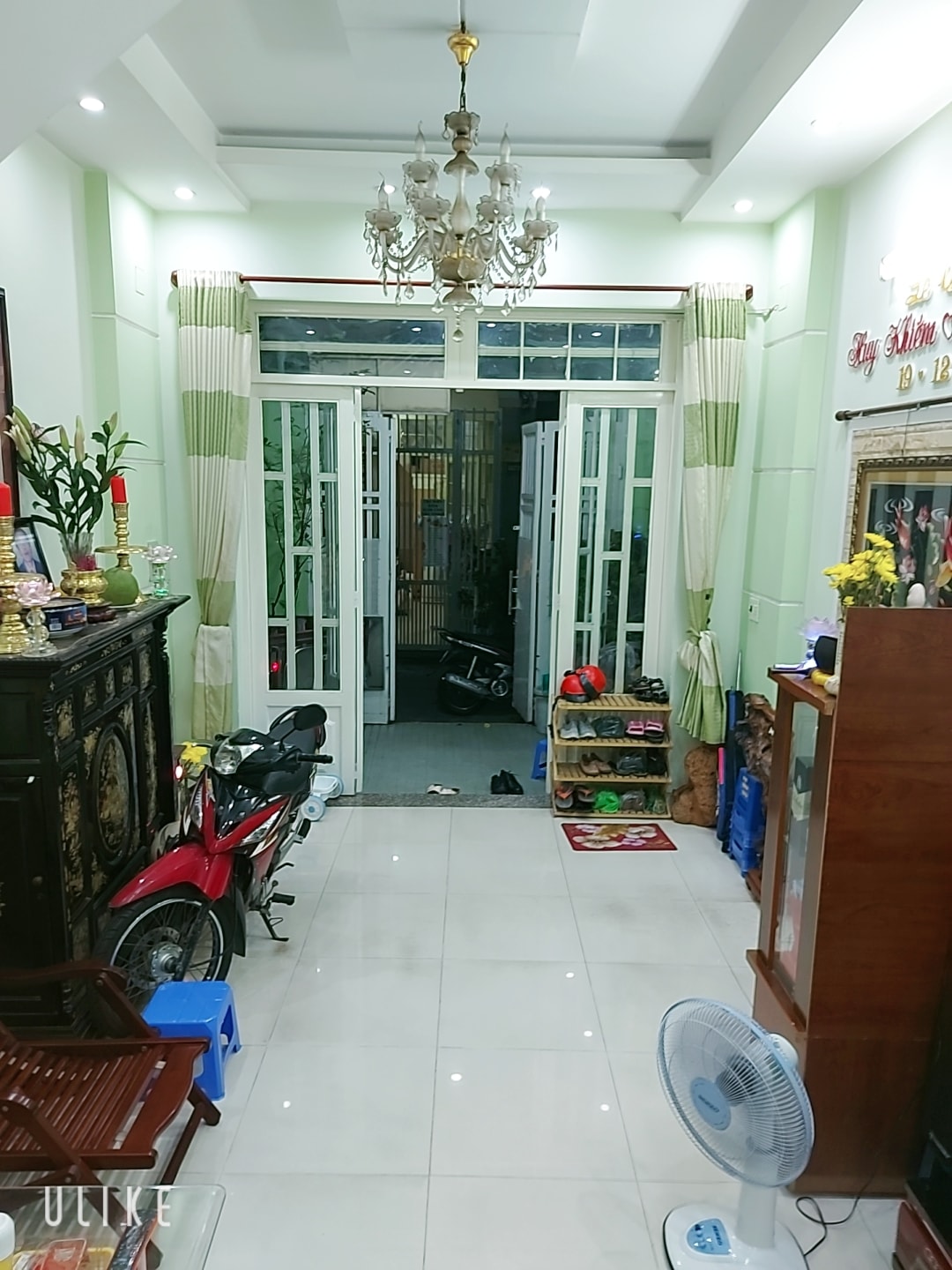 Hẻm 6m Lạc Long Quân-nhà đẹp lung linh-50m2-Ô tô vào nhà-giá tốt-LH:0786961692. 2