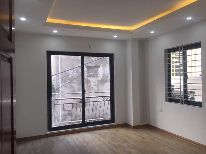 Bán nhà 5 tầng Đại Mỗ, cách đường 70 Đại Mỗ 10m, ngõ siêu ngắn, gần chợ, trường học LH 0941 911 333 5