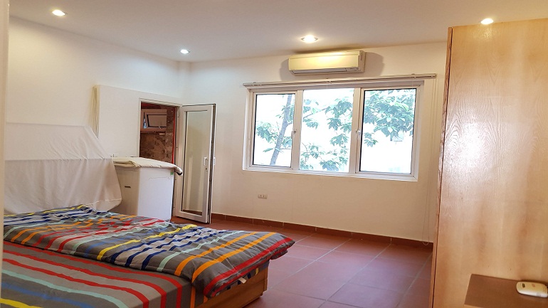 Cho thuê căn hộ dịch vụ tại Yên Phụ, Tây Hồ, 100m2, 2PN, view hồ, đầy đủ nội thất 8