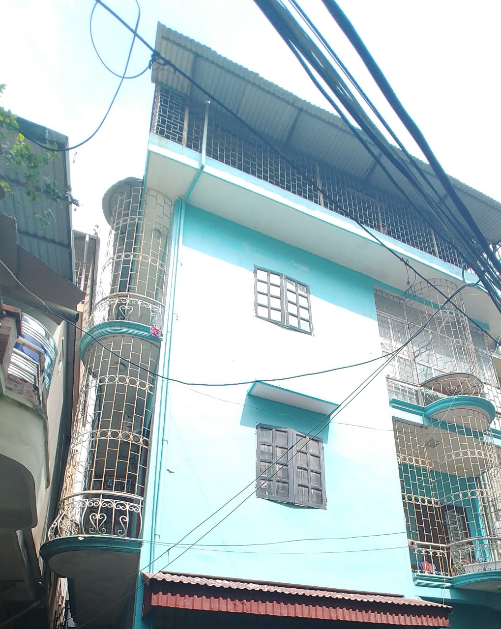 Bán nhà phố Vĩnh Phúc HHT, Lô góc, ôtô vào nhà, 46m2X8mMT, giá 71 tỷ 2