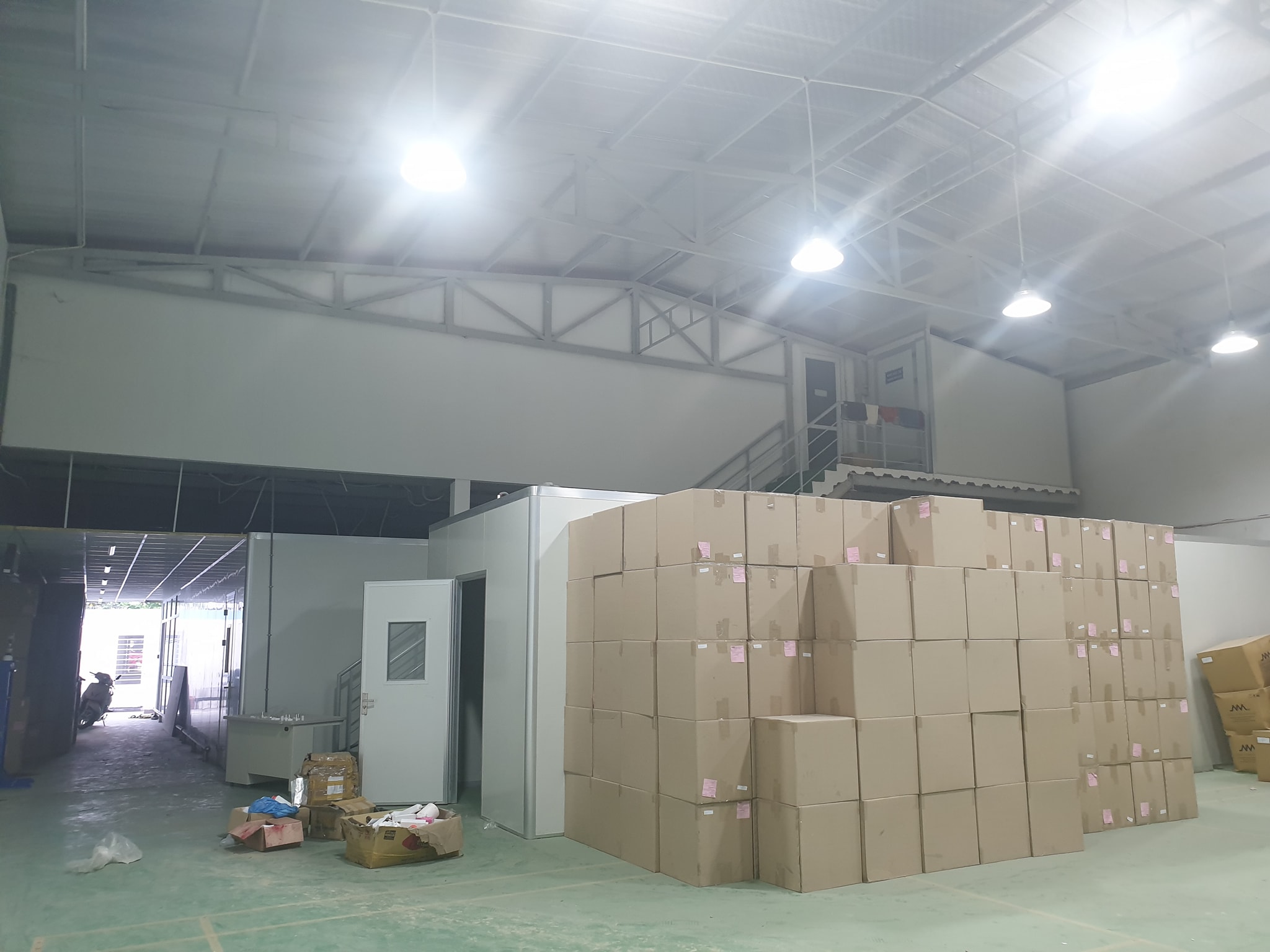 43 Tỷ-1300m2-Tổ Hợp Gồm :VP vs Xưởng SX-Mặt Tiền 17m-Võ Thị Thừa APĐ Q12 3