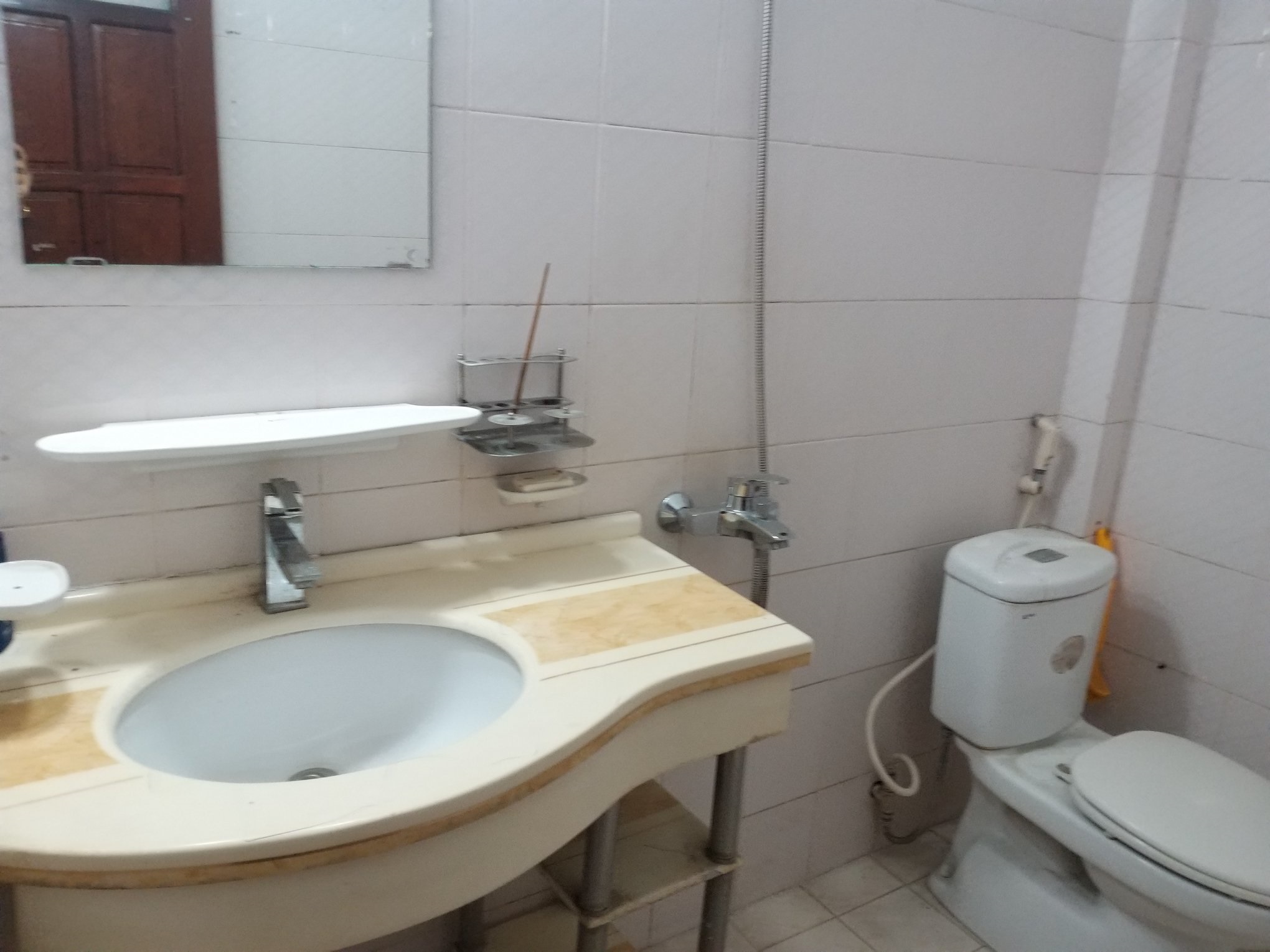 Bán nhà riêng Ngọc Hồi, phân lô ôtô tránh 52m, 5 tầng, giá 44 tỷ LH 0904537729