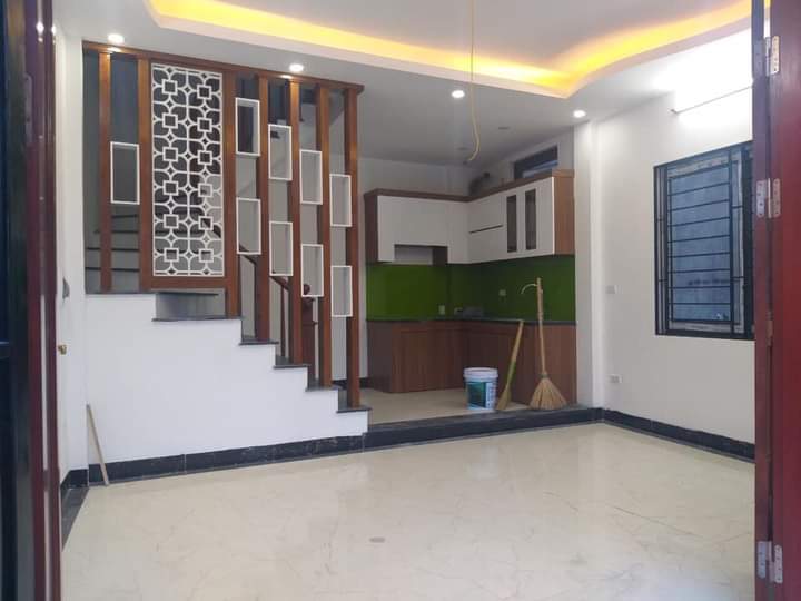 Bán nhà 5 tầng Đại Mỗ, cách đường 70 Đại Mỗ 10m, ngõ siêu ngắn, gần chợ, trường học LH 0941 911 333 9