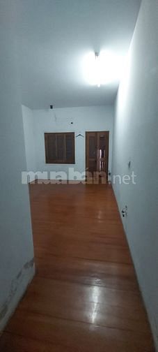 chính chủ bán gấp căn nhà phùng khoang sđ 45m2 mt 39m x3 tầng 2