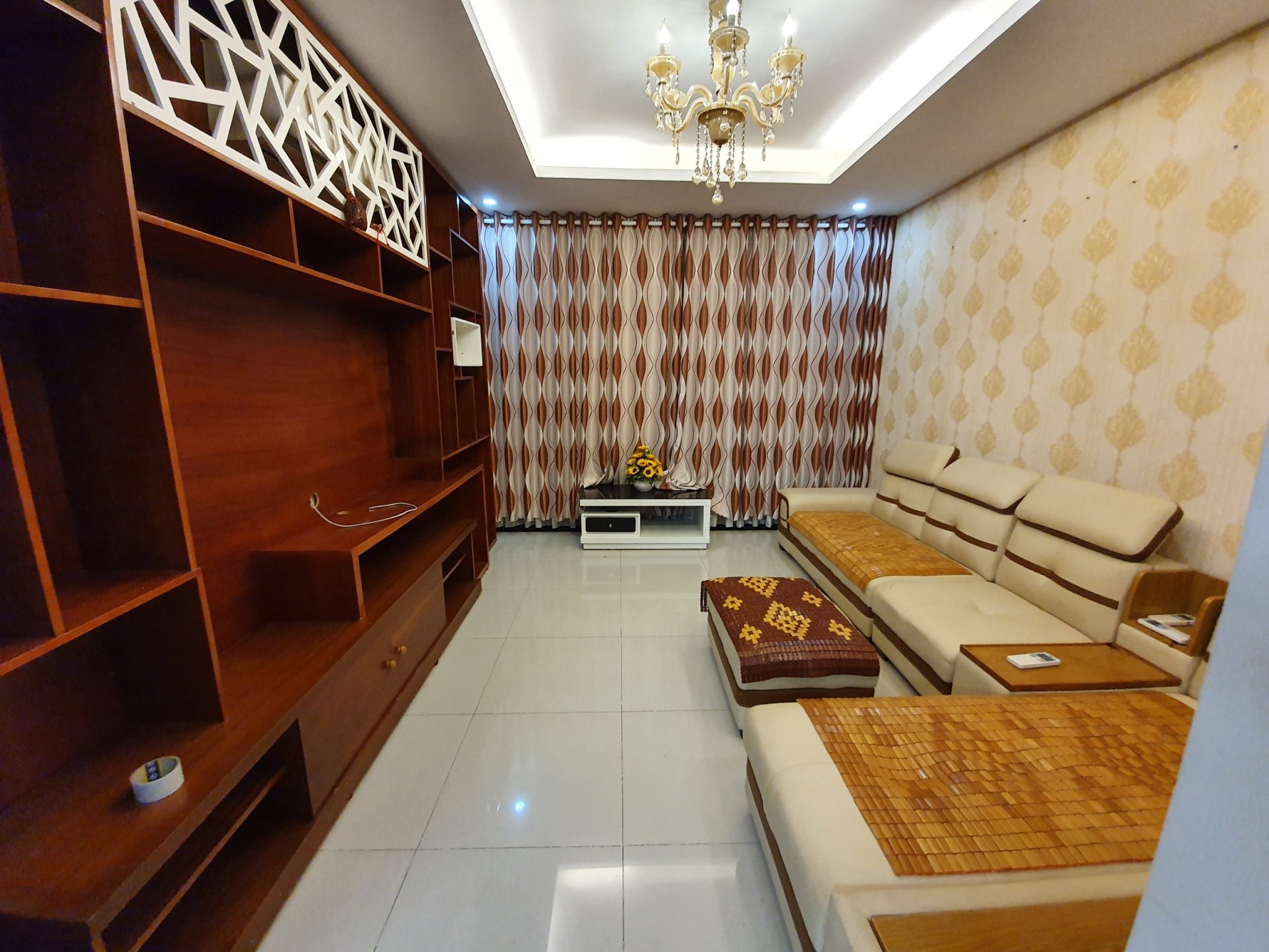 Cho thuê căn hộ chung cư Giai Việt Samland Q8 có 2 Phòng ngủ, dt 115 m2 1