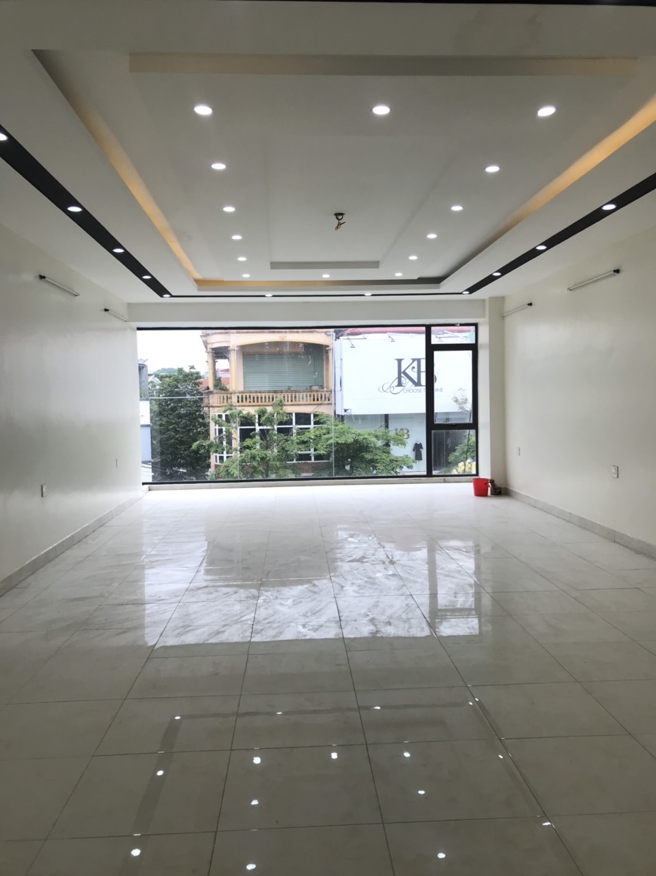 Cho thuê Nhà mặt tiền đường Mê Linh, Phường Liên Bảo, Diện tích 400m², Giá 25.000.000 Triệu/tháng - LH: 0855823833 3