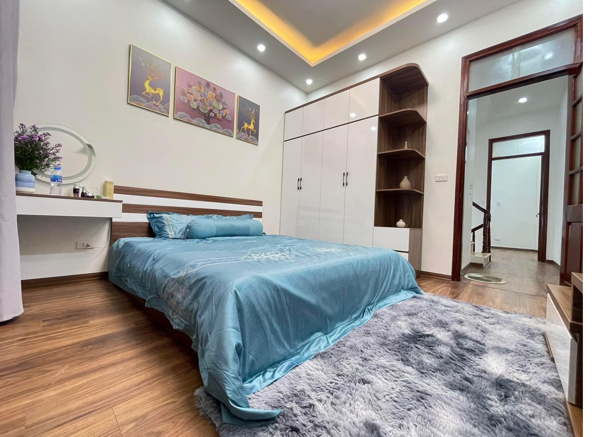 Bán nhà đẹp, xây 5 tầng, CHỦ TỰ XÂY, NGÕ NÔNG, 55m2, chỉ 4tỷ5, Hoàng Văn Thái 4