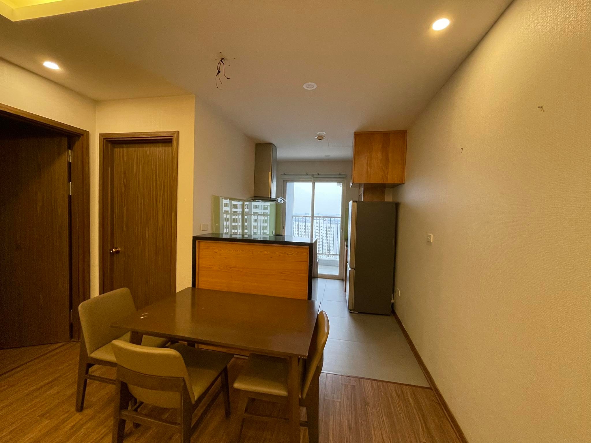 Bán căn hộ 2PN 75m2 chung cư 536A Minh Khai cạnh Times City ban công Đông Nam 2
