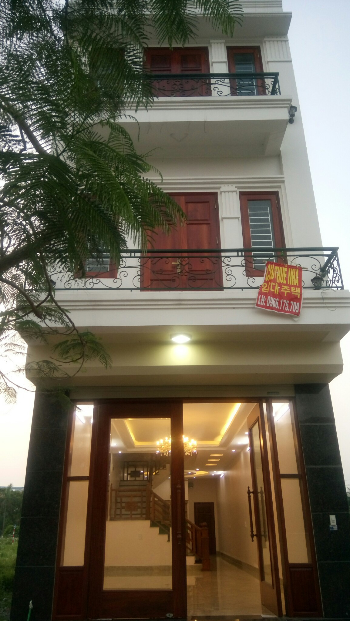 Cho thuê Nhà mặt tiền đường Ngô Sỹ Liên, Phường Kinh Bắc, Diện tích 85m², Giá Thương lượng 4