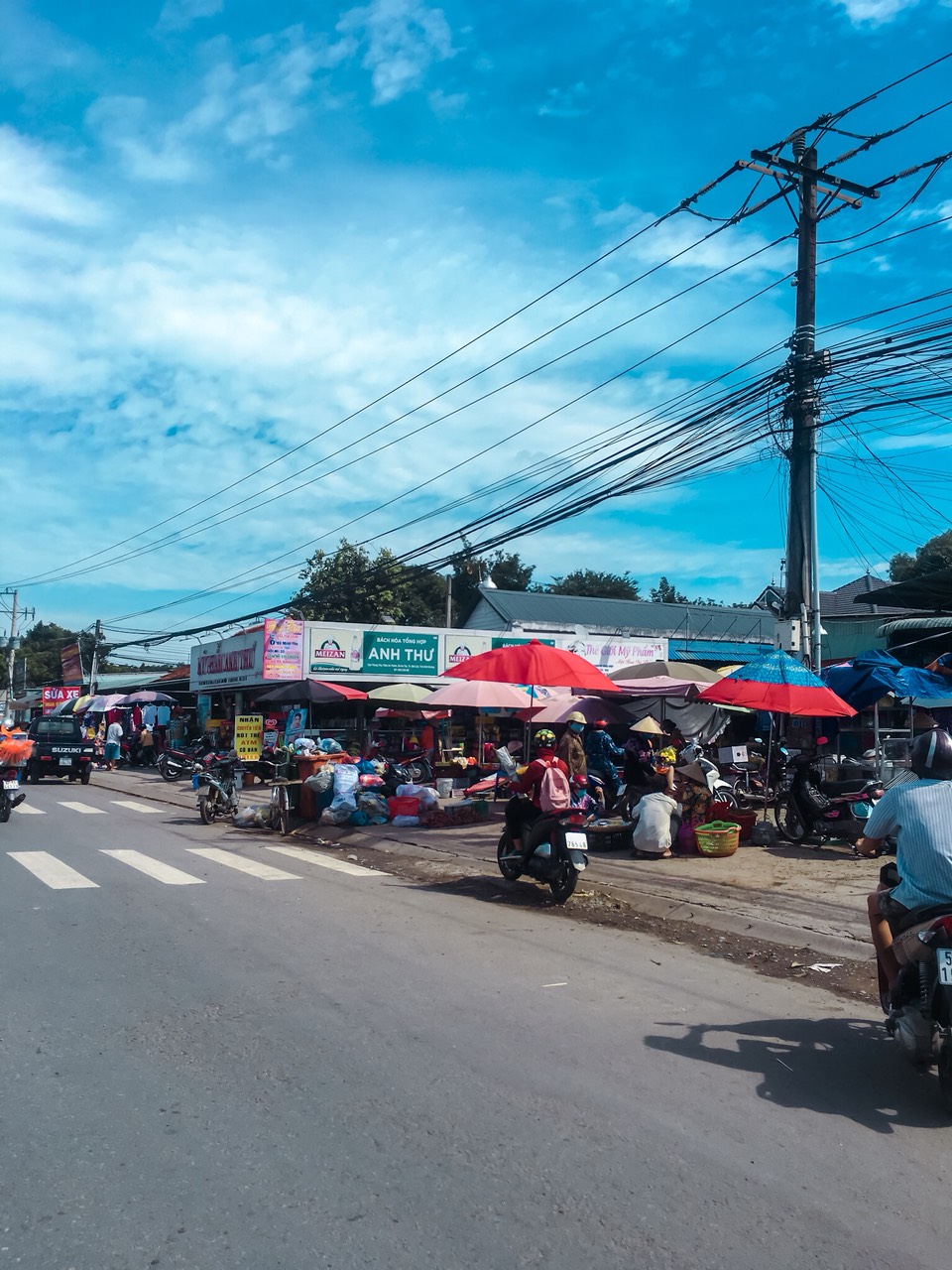 GIA ĐÌNH BÁN GẤP 3.600M2 ĐẤT-SHR SÁT KCN VIỆT-HÀN,NGAY Q.LỘ ĐÔNG DÂN, TIỆN KINH DOANH. GIÁ 480TR 2