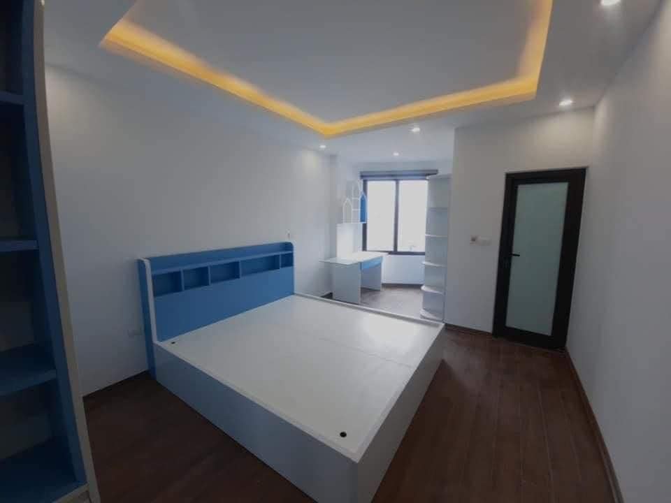 Tòa Apartment Nguyễn Khánh Toàn – 126M2 9 Tầng Dòng tiền 160TR/Th 30 tỷ 6