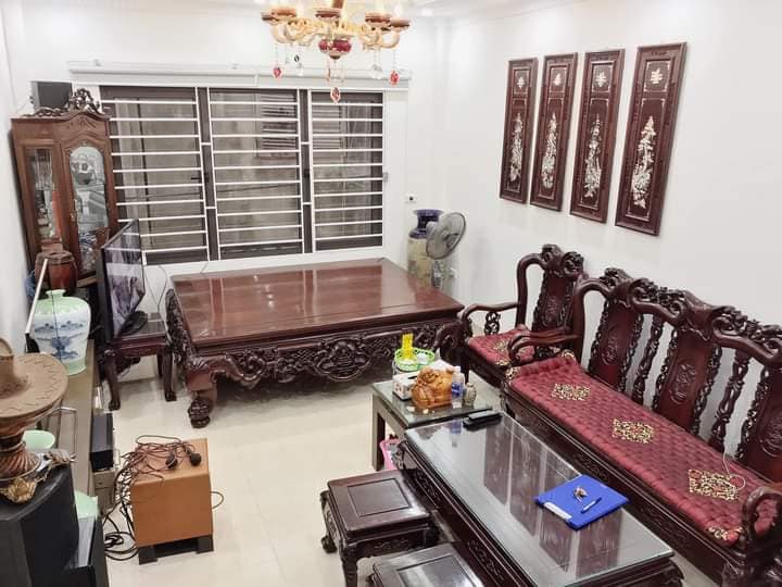 Cần bán Nhà mặt tiền Phường Bưởi, Tây Hồ, Diện tích 35m², Giá Thương lượng - LH: 0983416997
