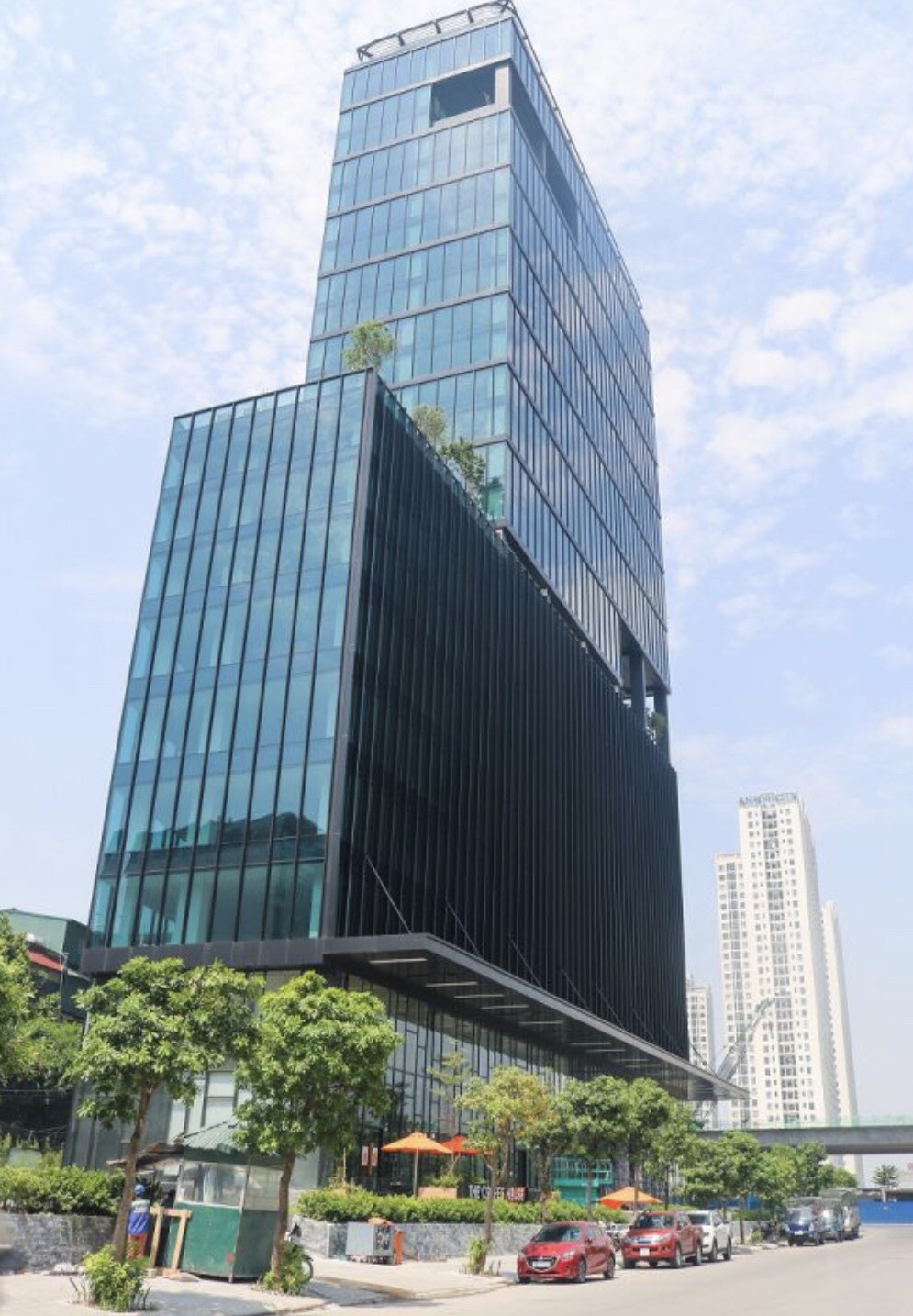 Tòa nhà hạng A Leadvisors sang trọng nhất  Phạm Văn Đồng cho thuê văn phòng LH 0943898681 1