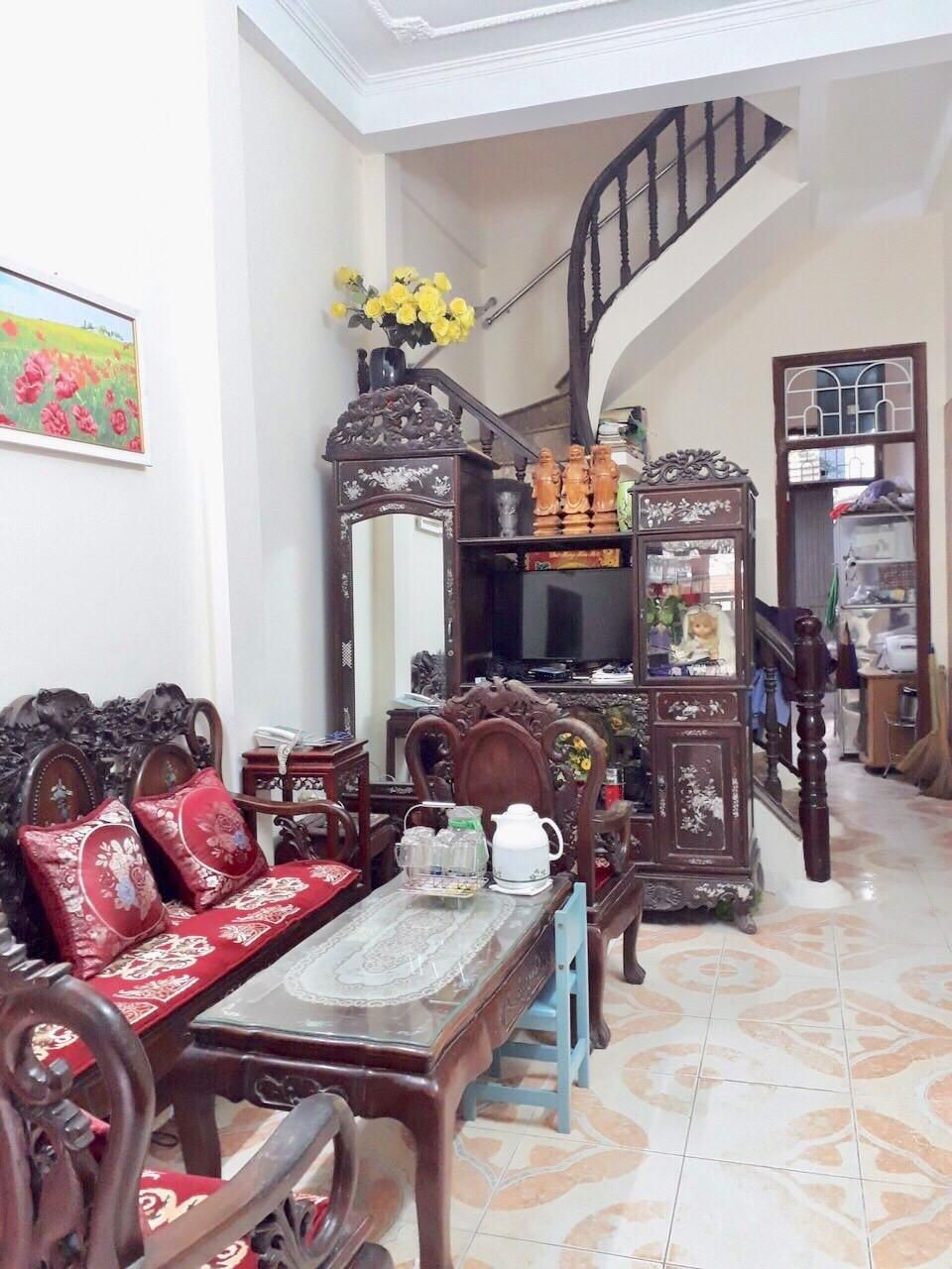 Nhà đẹp,gần phố,ở luôn trung tâm Đống Đa,DT 55m,MT 37m,595 tỷ