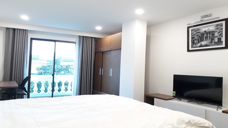 Cho thuê căn hộ dịch vụ tại Cát Linh, Đống Đa, 40m2, studio, nội thất mới hiện đại 4