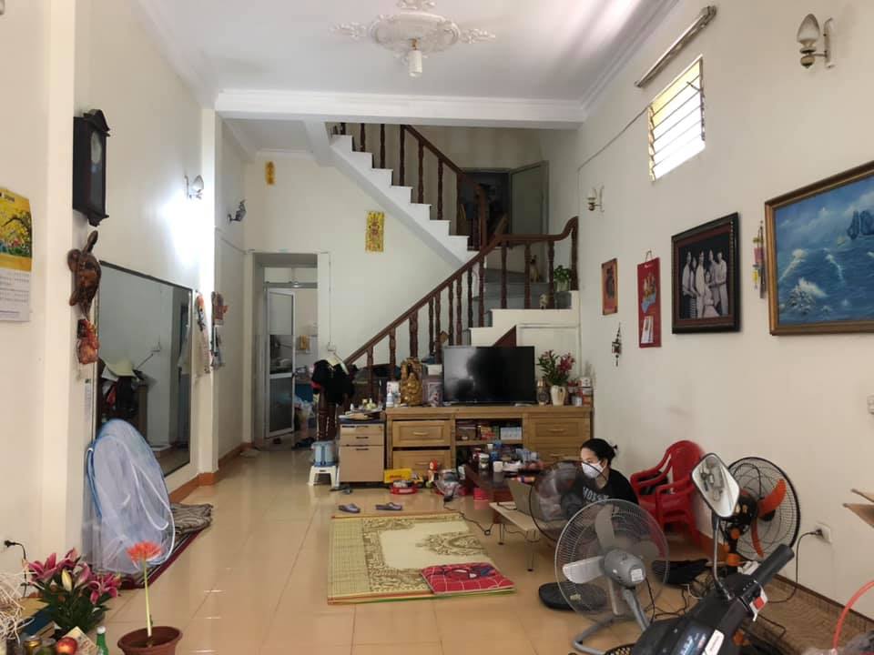 Bán nhà Trương Định, về ở luôn hoặc kinh doanh, ô tô vòa nhà, 60m2 giá 5 tỷ 3 2