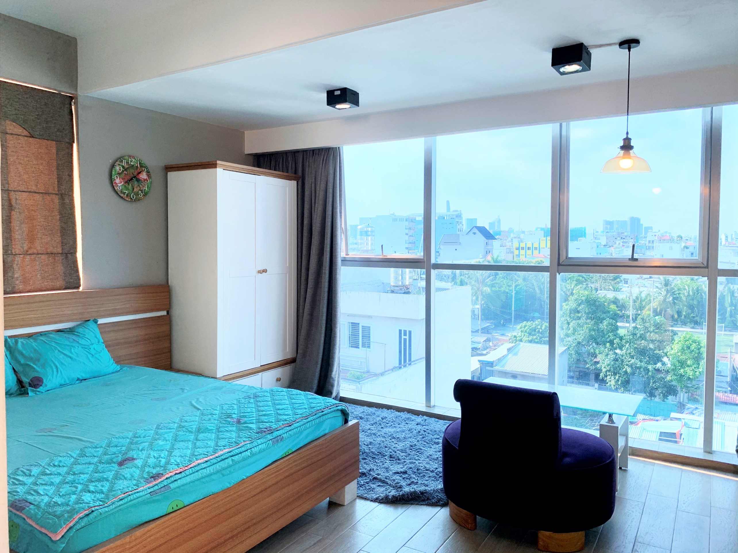 Cho thuê căn hộ full nội thất cửa sổ lớn đầu đường Lâm Văn Bền quận 7 2