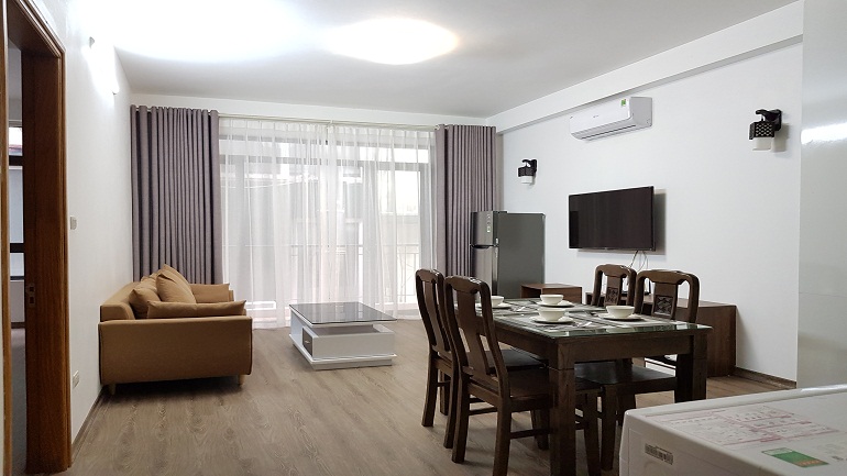 Cho thuê căn hộ dịch vụ tại làng Yên Phụ, Tây Hồ, 80m2, 2PN, đầy đủ nội thất mới hiện đại 1