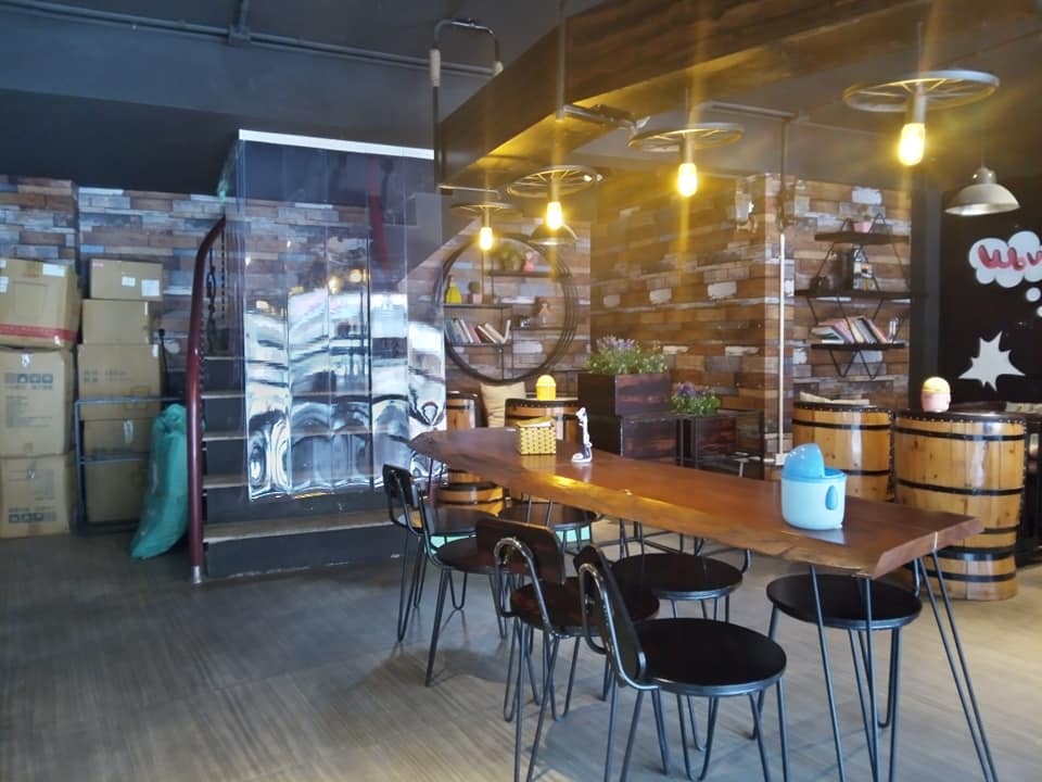 Café Mặt Phố Trần Khát Chân – Hai Bà Trưng, Lô Góc, Ô Chờ Thang Máy 1