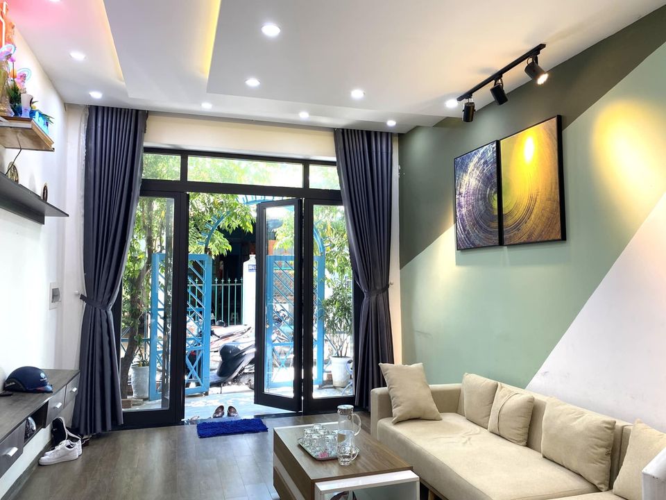 Cần bán Nhà mặt tiền đường Số 154, Phường Tân Phú, Diện tích 100m², Giá 3.4 Tỷ - LH: 0786791688