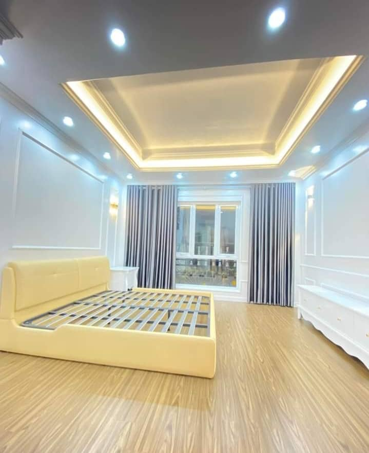 Bán nhà Phố Vương Thừa Vũ, 44m2, 5 Tầng, MT 4.6m, 5.6 Tỷ, 0925088355 3