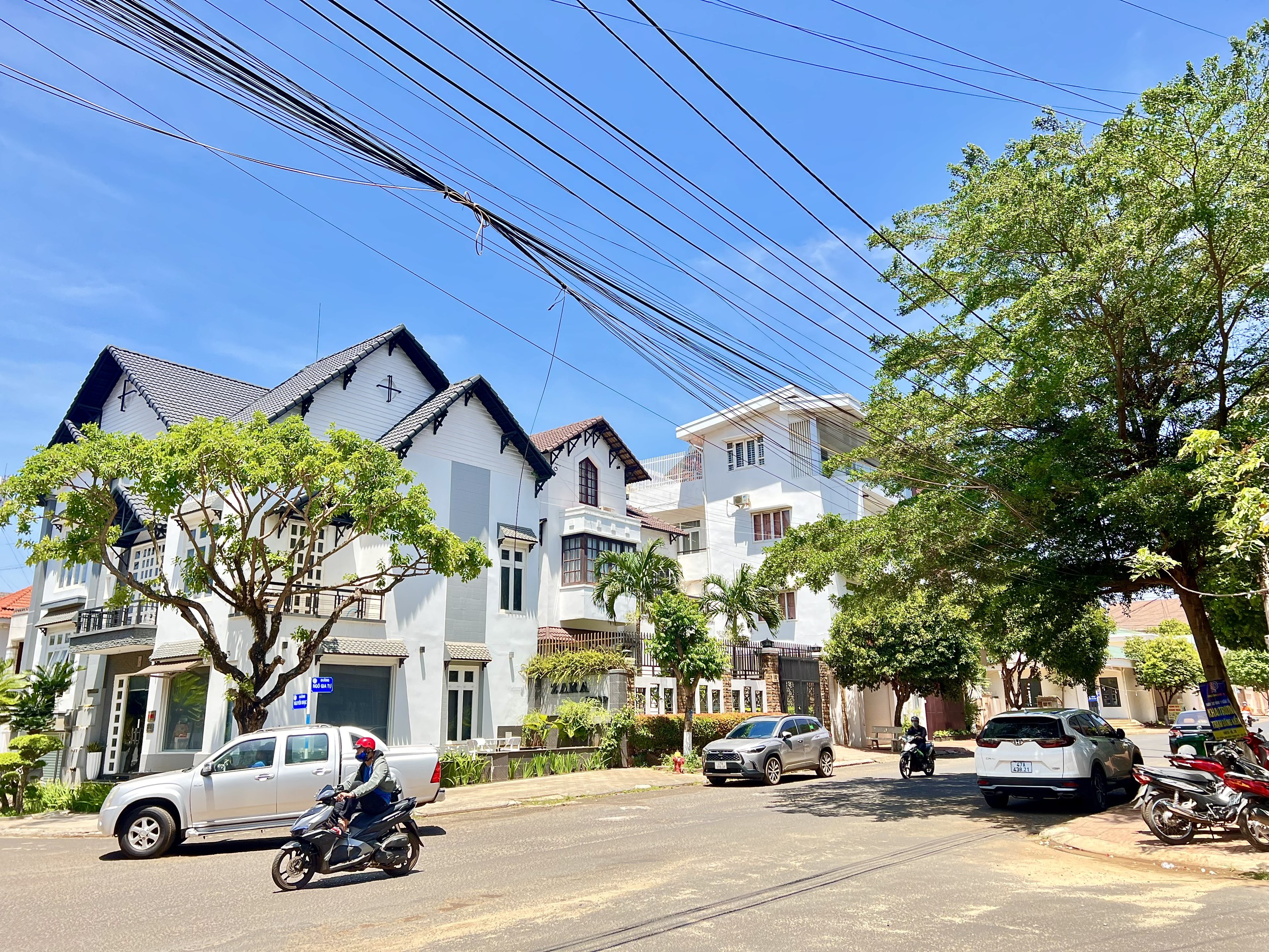 Cần bán Căn hộ chung cư Phường Tân Lợi, Buôn Ma Thuột, Diện tích 100m², Giá 05 Tỷ - LH: 0918140591 5