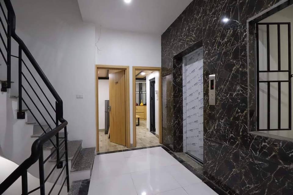 Building  42 Phòng Cho thuê  Cầu giấy 9 Tầng -Full Đồ 140M2 30.5  Tỷ 6