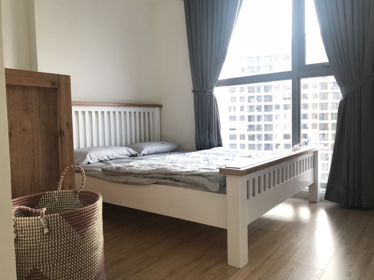 Cho thuê căn hộ Millennium 2 phòng ngủ - 75m2 giá tốt thị trường