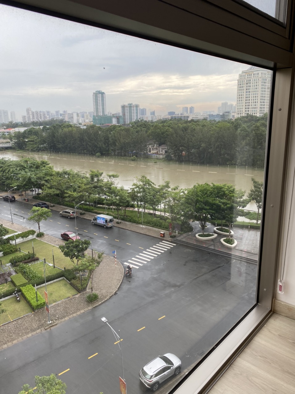 Cần bán căn hộ view sông tầng thấp Midtown Phú Mỹ Hưng, 111m², 9.3 Tỷ - LH: 0934158881 3