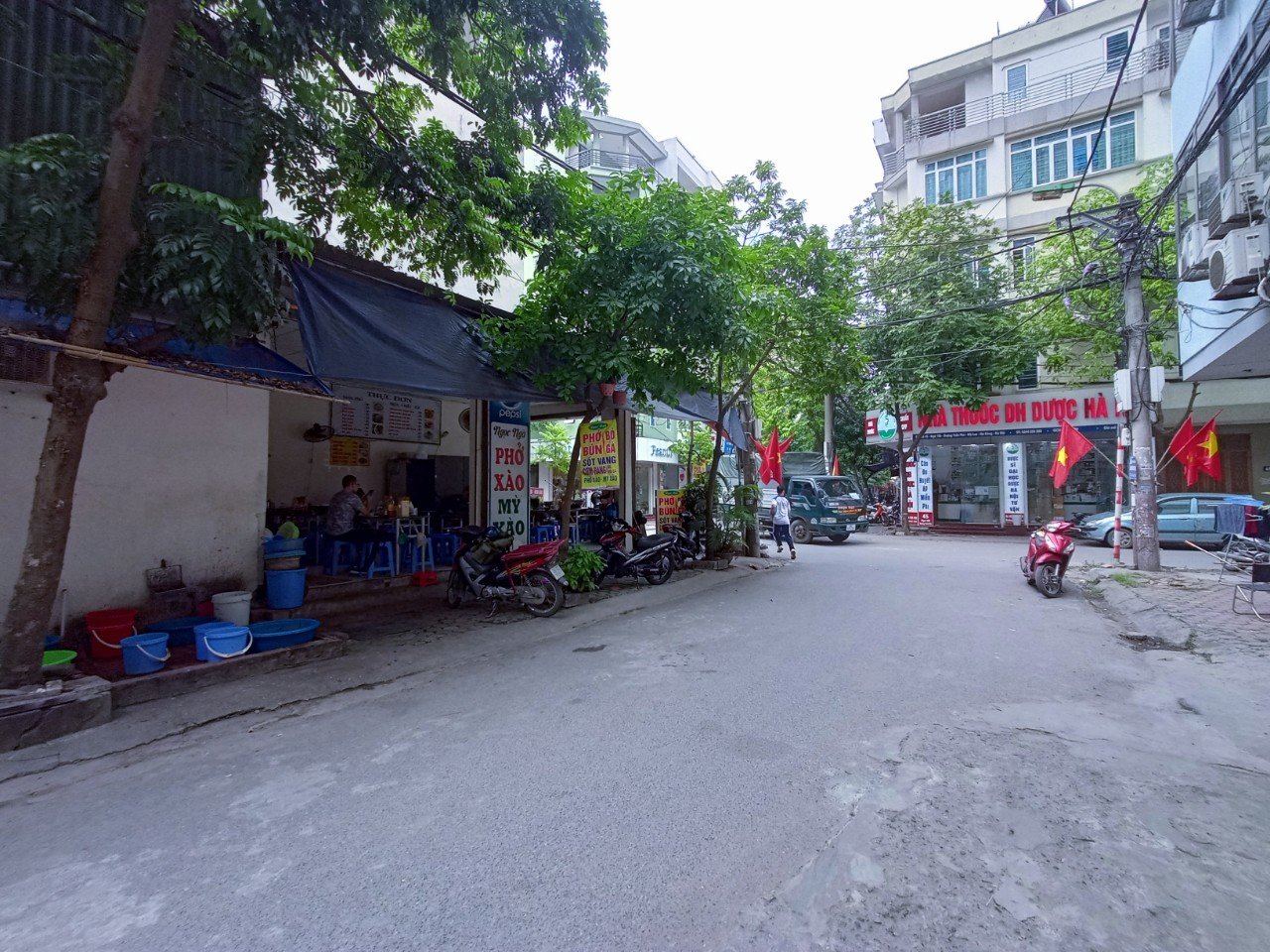 Cần bán Nhà mặt tiền đường Trần Phú, Phường Mỗ Lao, Diện tích 60m², Giá 10.6 Tỷ 6