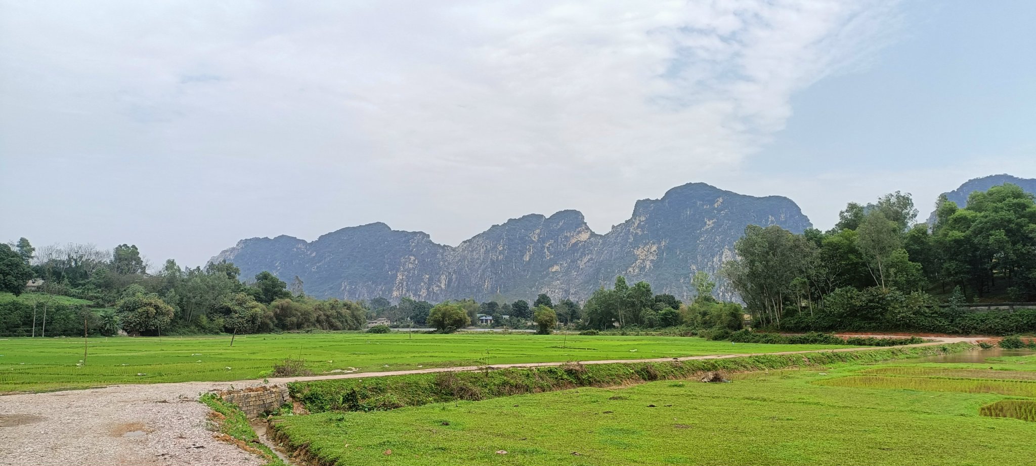 Quá Đẹp, Sổ Vuông Vắn, Gần Ngay Quốc Lộ, Mặt Tiền Rộng, View Mênh Mông, Hà Nội 40km