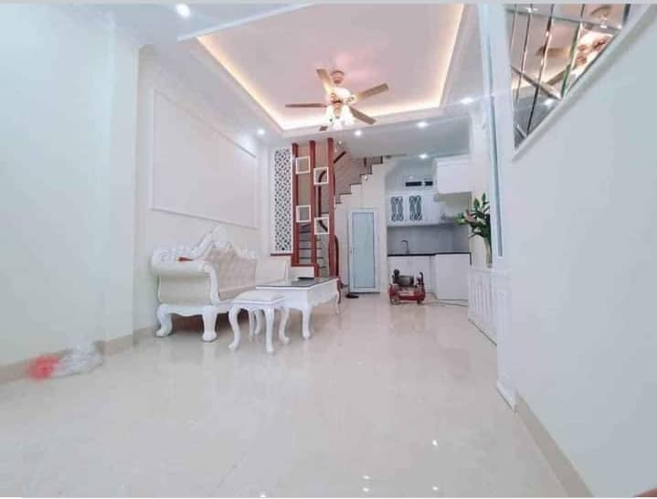 Bán nhà Phố Thịnh Quang, 44m2, Mặt tiền 4.6m, Ô TÔ, 4.6 Tỷ, 0925088355