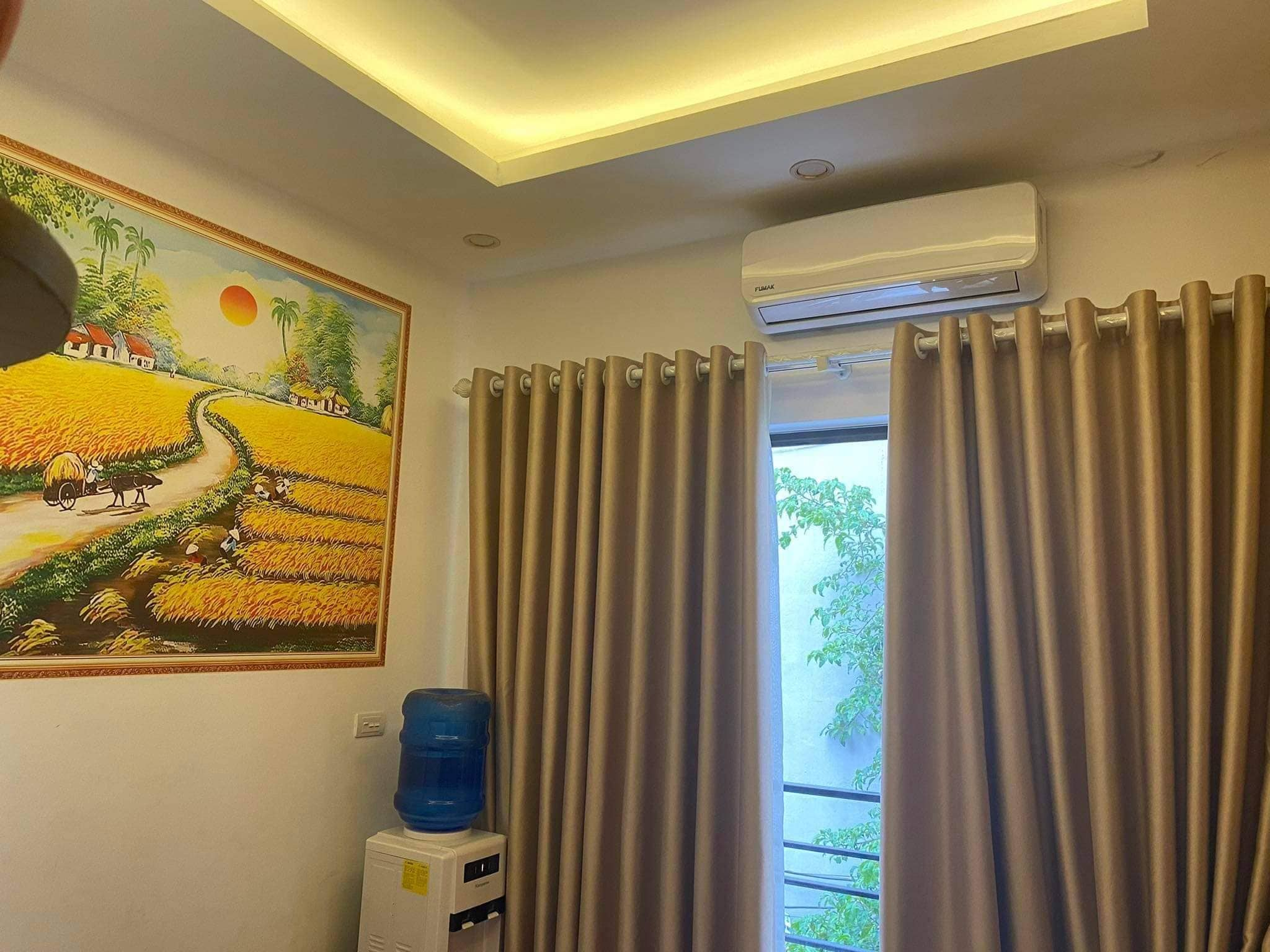 Cần bán Nhà mặt tiền đường Cổ Linh, Phường Long Biên, Diện tích 37m², Giá 3.8 Tỷ - LH: 0978600980 1