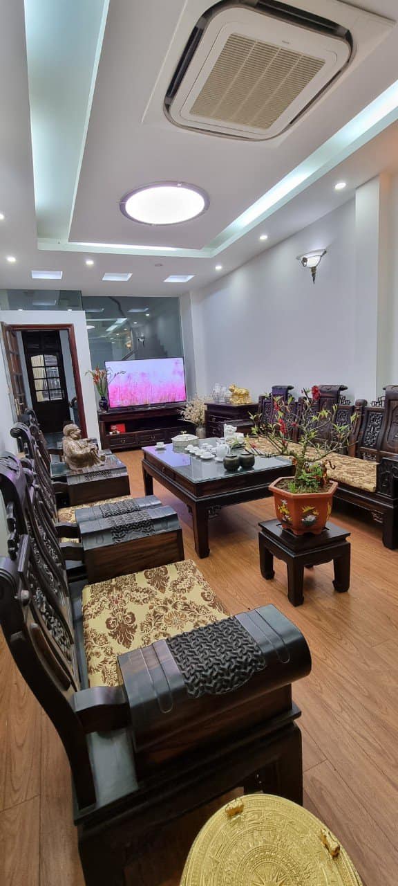 Cần bán Nhà mặt tiền đường Nghĩa Tân, Phường Nghĩa Đô, Diện tích 65m², Giá 12 Tỷ - LH: 0969040000