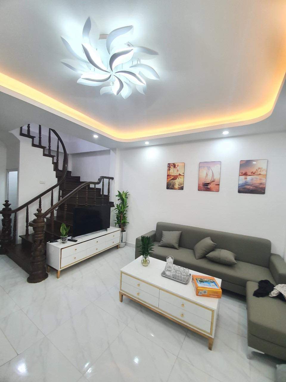 Bán nhà phường Trung Văn 45m2, 4 tầng, 3 tỷ 5