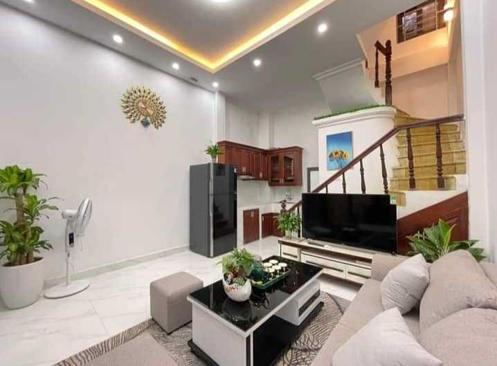 Bán nhà Phố Cự Lộc, 42m2, 5 Tầng, LÔ GÓC, 5 Tỷ, 0925088355 2