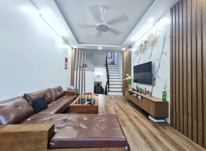 Siêu Phẩm, Phố Hoàng Đạo Thành, 46m2, MT 5m, Ô TÔ, Ở, 5.5 Tỷ, 0925088355