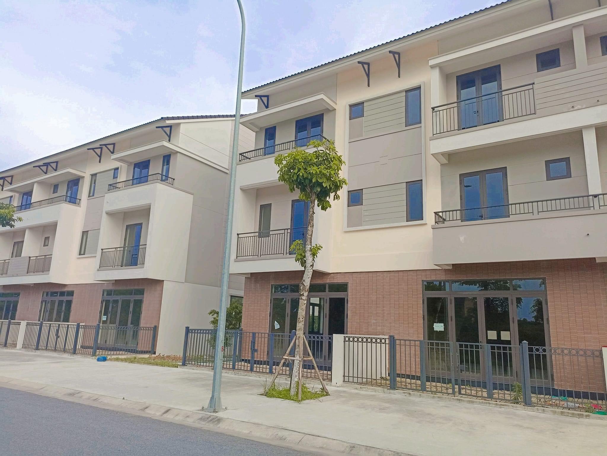 Cần bán Nhà mặt tiền dự án VSIP Bắc Ninh, Diện tích 90m², Giá 6.315 Tỷ - LH: 0364221333