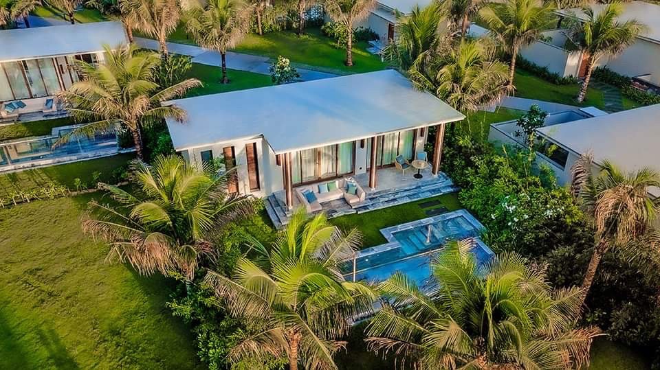 Bán Villa Maia Quy Nhơn Resort 5* cực rẻ, cực đẹp 538m2, full nội thất+ bể bơi 7,2 tỷ