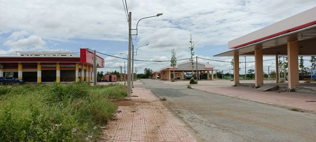 Đất ở sổ Hồng công chứng ngay tại thị trấn Thạnh Phú 1
