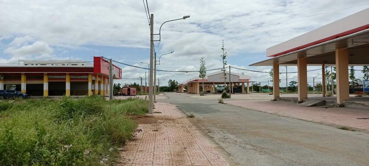 Bán đất ngay trung tâm thị trấn Thạnh Phú 2