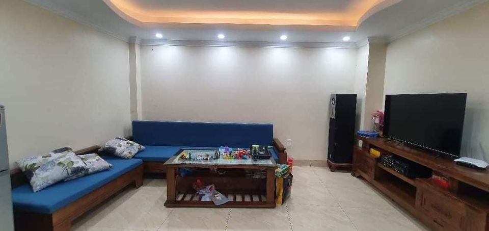 BÁN NHÀ PHỐ NGUYỄN VĂN CỪ, LONG BIÊN, HÀ NỘI. 42M2 x5Tầng, Giá 4.1 Tỷ, Nhà mới, ô tô đỗ cửa 3