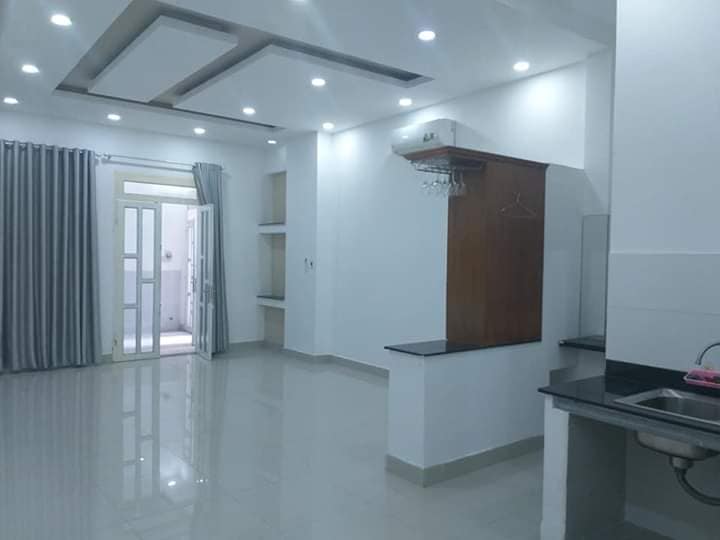 CHÍNH CHỦ CẦN BÁN GẤP NHÀ HẺM XE HƠI VÔ NHÀ TRƯỜNG CHINH PHƯỜNG 13 TÂN BÌNH.